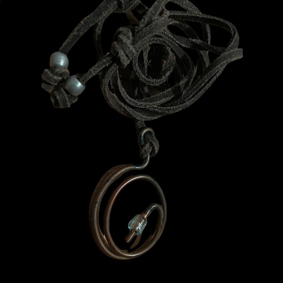 3/$15 Wire necklace - Picture 2 of 2